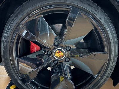 PORSCHE TAYCAN - 5
