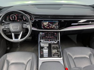 AUDI Q8 - 4