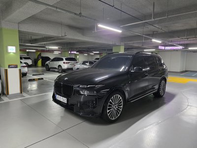 BMW X7