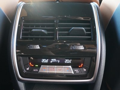 2022 BMW X6 缩略图 53