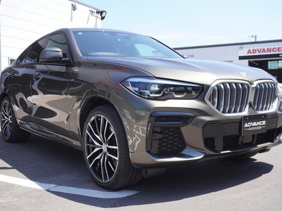 2022 BMW X6 photo 8