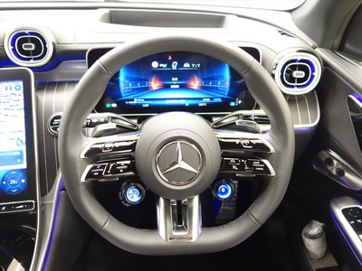 صورة مصغرة 31 لـ 2024 Mercedes-BENZ GLC AMG