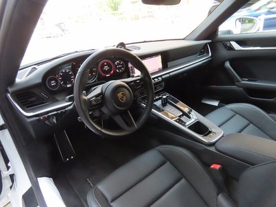 صورة 10 لـ 2020 Porsche 911