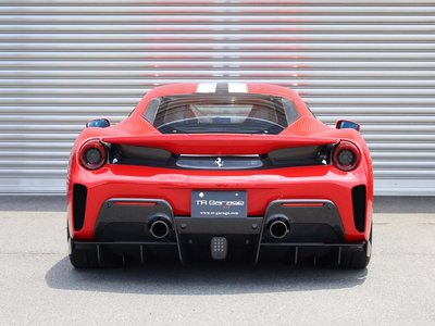 FERRARI 488 PISTA - 5