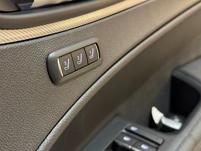 2025 ALFA Romeo STELVIO — миниатюра 35