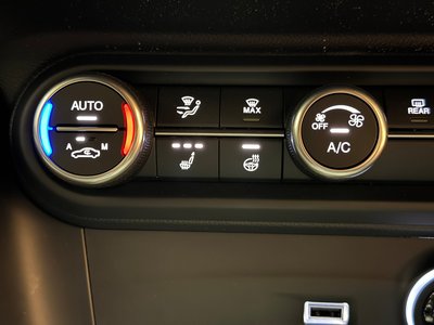 2025 ALFA Romeo STELVIO — миниатюра 11