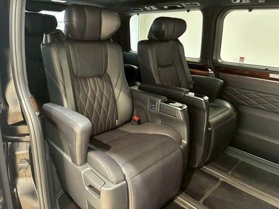 TOYOTA GRAND ACE - 10