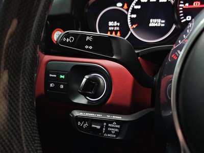 2022 Porsche CAYENNE — миниатюра 30