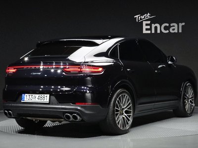 صورة 4 لـ 2022 Porsche CAYENNE
