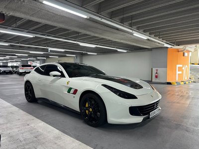 صورة 1 لـ 2019 Ferrari GTC4 LUSSO