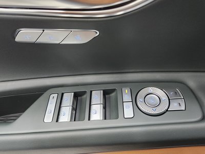 GENESIS GV80 - 4