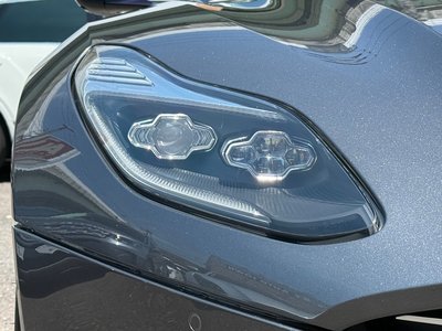 ASTON MARTIN DB11 - 10