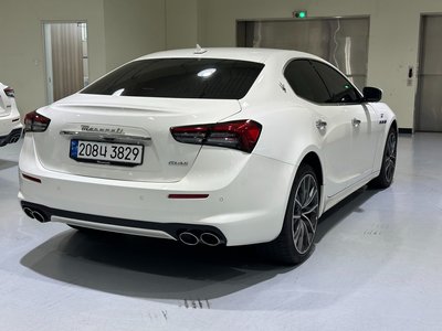 MASERATI GHIBLI - 5