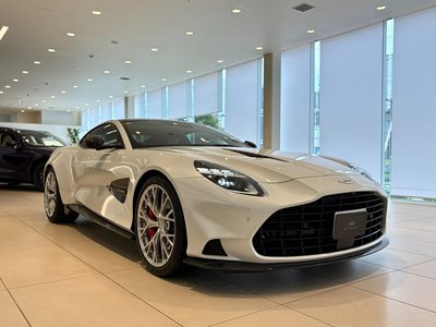 2025 Aston Martin VANQUISH — фото 9