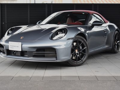 PORSCHE 911 CABRIOLET - 4