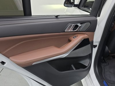 2025 BMW X5 — миниатюра 15