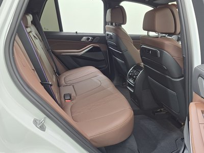 2025 BMW X5 — миниатюра 26