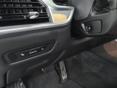 2025 BMW X5 — миниатюра 28