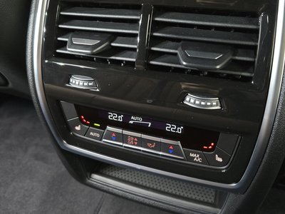2025 BMW X5 — миниатюра 31