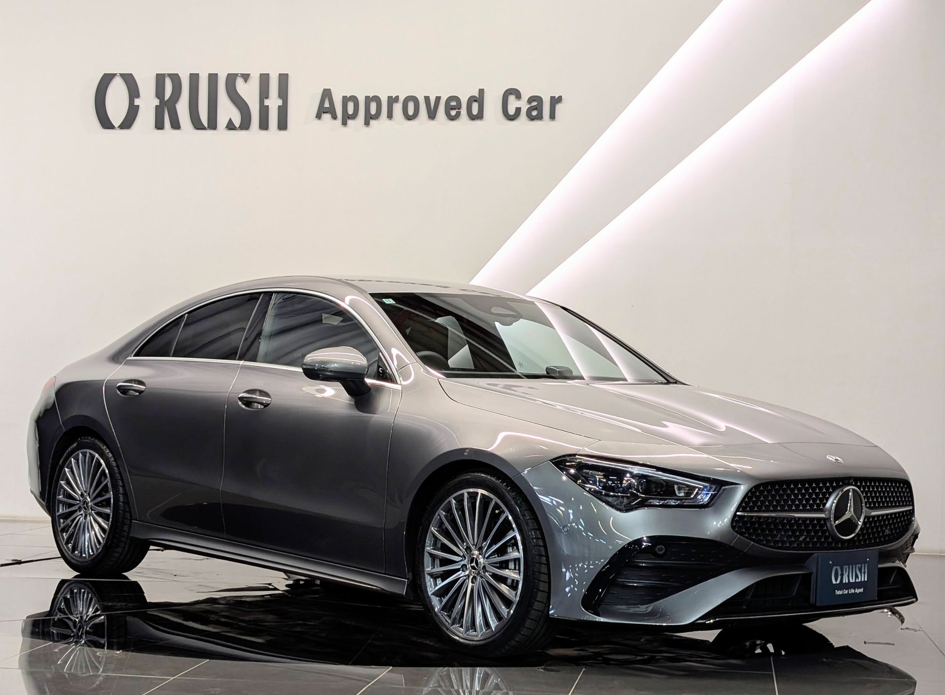 MERCEDES-BENZ CLA - View 1