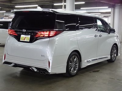 2024 Toyota ALPHARD — фото 6