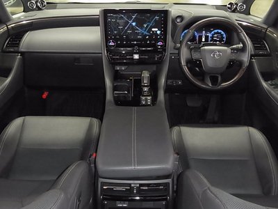 2024 Toyota ALPHARD — фото 7