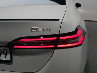 BMW 5 SERIES - 10