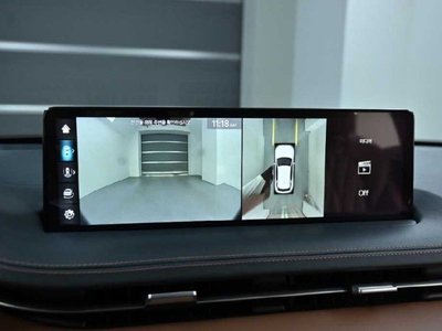 2021 Genesis GV70 thumbnail 15