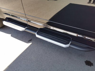 LAND ROVER DEFENDER - 4