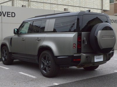 LAND ROVER DEFENDER - 6