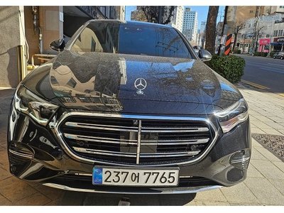 MERCEDES-BENZ E-CLASS - 1