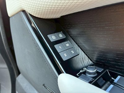 LAND ROVER RANGE ROVER VELAR 2022 thumbnail 25