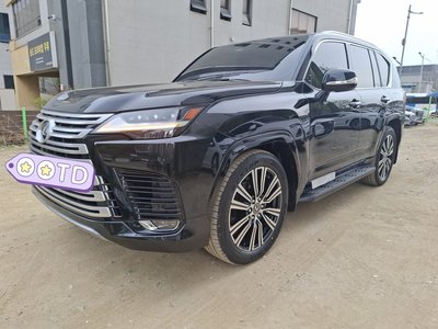 LEXUS LX - 4