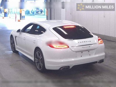 PORSCHE PANAMERA - 2