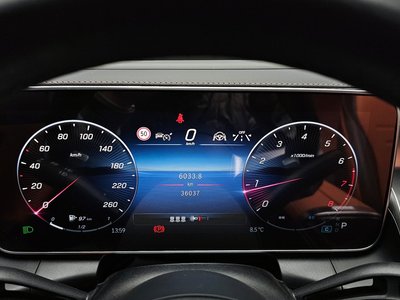 MERCEDES-BENZ GLC - 9