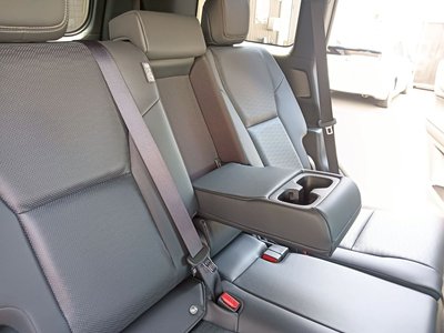 2026 Toyota LAND CRUISER 250 — миниатюра 21