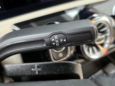 MERCEDES-BENZ A-CLASS - 9