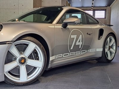 PORSCHE 911 - 2