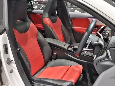 MERCEDES-BENZ CLA - 4