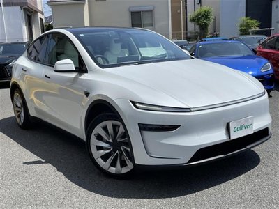 صورة 1 لـ 2025 Tesla MODEL Y