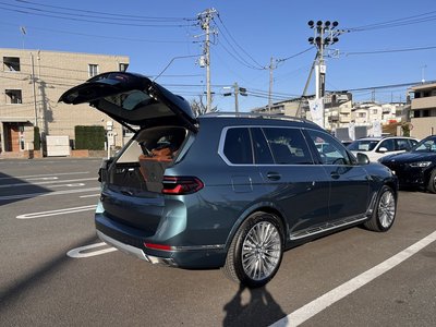 BMW X7 - 7