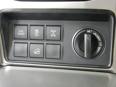 TOYOTA LAND CRUISER PRADO - 6