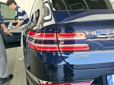 GENESIS GV80 - 10