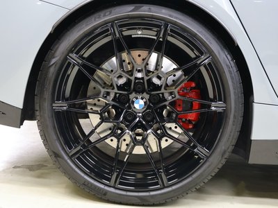 2025 BMW M3 SEDAN photo 3