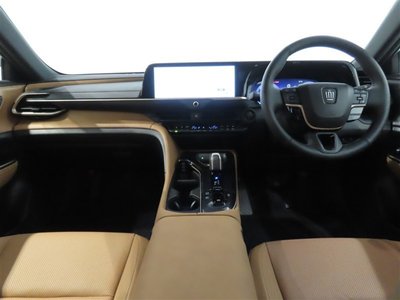 TOYOTA CROWN SPORT - 3