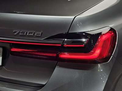 2020 BMW 7 SERIES photo 10