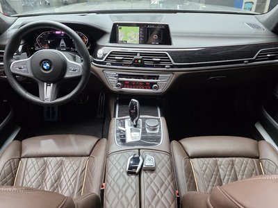 2020 BMW 7 SERIES photo 5