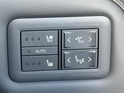 2023 Toyota ALPHARD thumbnail 17