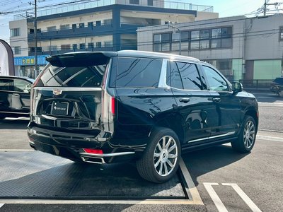 CADILLAC ESCALADE - 7