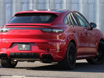 PORSCHE CAYENNE - 10